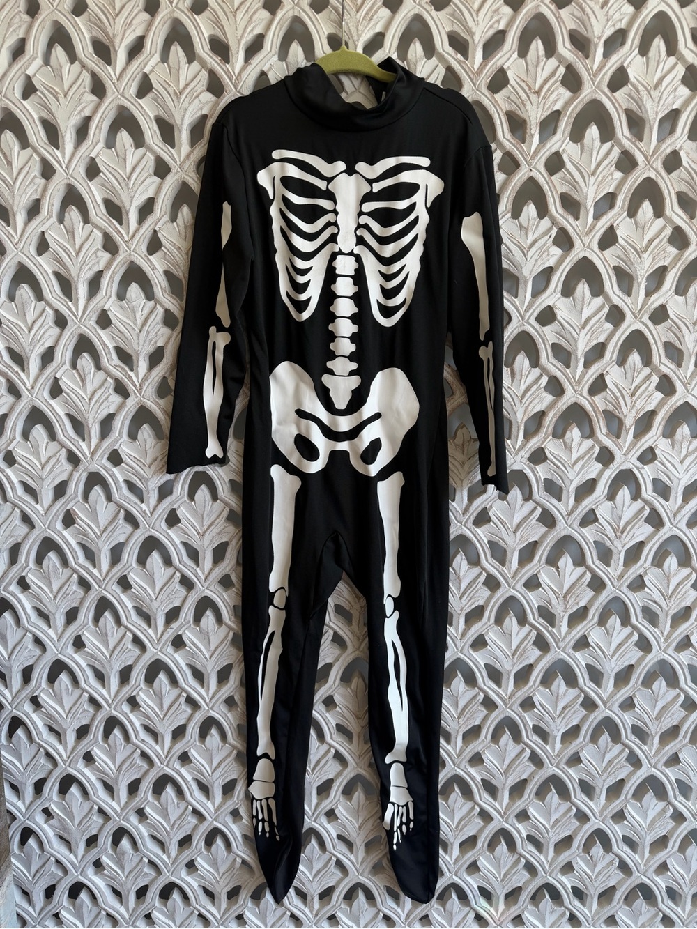 Spooktacular Creations Skeleton Costume 3T Black White Bodysuit